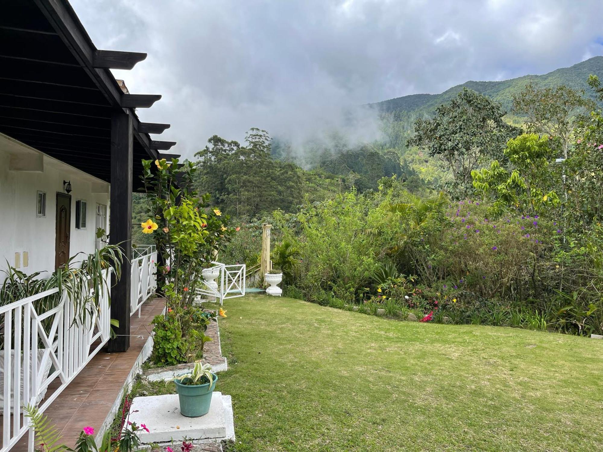 Starlight Chalet & Health Spa Spa Spring Exterior foto